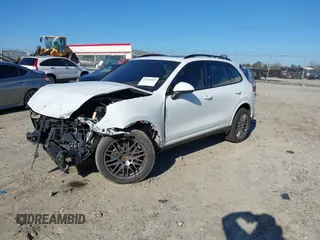 2017 Porsche Cayenne with VIN WP1AA2A24HKA86733, listed as a IAAI auction lot 41499407 with 94,004 mi miles. Bid and sale history available at carsss.com. Image 17.