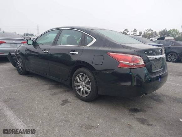 2013 Nissan Altima 2.5 S with VIN 1N4AL3AP0DC144795, listed as a IAAI auction lot 41846833 with 118,924 mi miles. Bid and sale history available at carsss.com. Image 3.