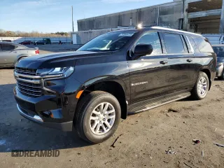 2021 Chevrolet Suburban LT z VIN 1GNSKCKD0MR348460, wystawiony jako Copart lot #74950473 z przebiegiem 63 011 mil mil oraz Szkoda całkowita • Salvage title. Historia ofert i sprzedaży dostępna na DreamBid. Obrazek 1.