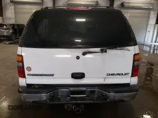 2002 Chevrolet Suburban LS with VIN 1GNFK16Z12J326815, listed as a Copart auction lot 63348745 with 296,618 mi miles and Salvage title. Bid and sale history available at DreamBid. Image 6.
