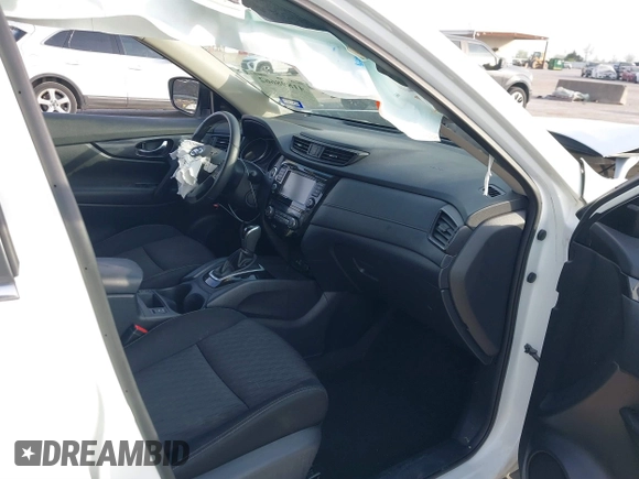 2019 Nissan Rogue SV with VIN KNMAT2MT7KP528124, listed as a IAAI auction lot 41898662 with 70,909 mi miles. Bid and sale history available at carsss.com. Image 5.