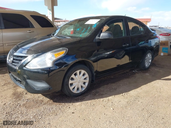 2015 Nissan Versa SV with VIN 3N1CN7AP1FL922441, listed as a IAAI auction lot 41767174 with 95,840 mi miles. Bid and sale history available at carsss.com. Image 2.