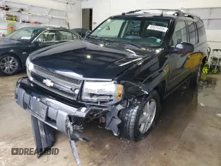 2005 Chevrolet TrailBlazer LS with VIN 1GNET16S456115918, listed as a Copart auction lot 88024455 with 146,799 mi miles and Salvage Title. Bid and sale history available at DreamBid. Image 1.