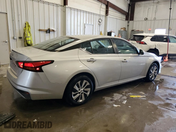 2021 Nissan Altima 2.5 S with VIN 1N4BL4BV0MN367544, listed as a Copart auction lot 48884485 with 136,173 mi miles and Salvage Title. Bid and sale history available at carsss.com. Image 3.