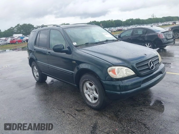 2000 Mercedes-Benz M 320/430/500 with VIN 4JGAB54E0YA218894, listed as a IAAI auction lot 41985116 with 120,889 mi miles and . Bid and sale history available at DreamBid. Image 1.