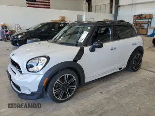 2015 MINI Countryman S with VIN WMWZC3C53FWT05258, listed as a Copart auction lot 63847115 with 158,162 mi miles and Clean title. Bid and sale history available at DreamBid. Image 1.