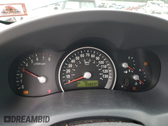 2007 Kia Sedona EX with VIN KNDMB233376163035, listed as a Copart auction lot 62410504 with 95,803 mi miles and Clean Title. Bid and sale history available at carsss.com. Image 9.