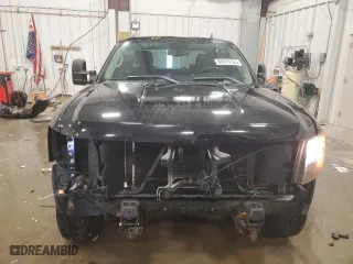 2008 Chevrolet Silverado 1500 LT w/1LT with VIN 2GCEK13M681101175, listed as a Copart auction lot 88976105 with 198,026 mi miles and Non Repairable. Bid and sale history available at carsss.com. Image 5.
