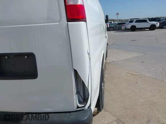 2020 Chevrolet Express Cargo with VIN 1GCWGAFP6L1275225, listed as a IAAI auction lot 41801450 with 122,683 mi miles and . Bid and sale history available at DreamBid. Image 21.