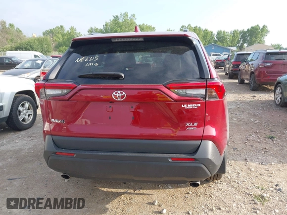 2021 Toyota RAV4 XLE Premium with VIN 2T3A1RFV6MW151550, listed as a IAAI auction lot 42764775 with 41,377 mi miles and . Bid and sale history available at DreamBid. Image 17.