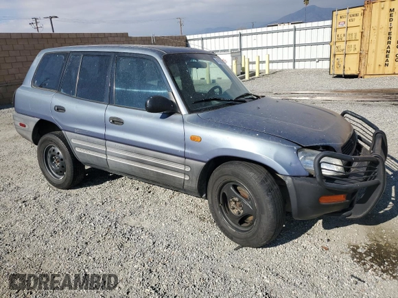 1996 Toyota RAV4 with VIN JT3GP10V3T0004645, listed as a Copart auction lot 41824105 with 237,956 mi miles and Salvage Title. Bid and sale history available at DreamBid. Image 4.