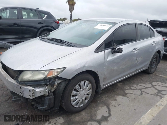 2014 Honda Civic LX z VIN 19XFB2F5XEE232137, wystawiony jako IAAI lot #41493909 z przebiegiem 159 086 mil mil oraz . Historia ofert i sprzedaży dostępna na DreamBid. Obrazek 18.