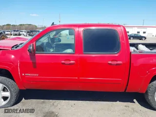 2007 Chevrolet Silverado 1500 LTZ with VIN 2GCFK13Y671561457, listed as a IAAI auction lot 40829294 with 168,186 mi miles. Bid and sale history available at carsss.com. Image 15.