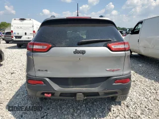 2016 Jeep Cherokee Trailhawk with VIN 1C4PJMBS4GW353088, listed as a Copart auction lot 62275145 with 129,758 mi miles and Clean title. Bid and sale history available at DreamBid. Image 6.