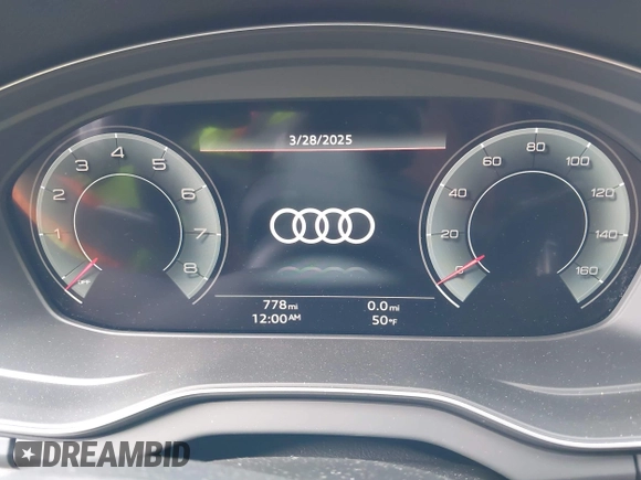 2025 Audi Q5 S line Premium Plus with VIN WA1EAAFY2S2035114, listed as a IAAI auction lot 42001102 with 778 mi miles and . Bid and sale history available at DreamBid. Image 7.