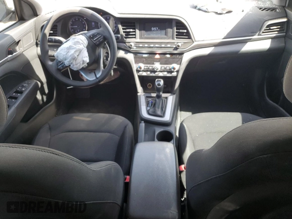 2020 Hyundai Elantra SE z VIN 5NPD74LFXLH505233, wystawiony jako Copart lot #58981645 z przebiegiem 72 076 mil mil oraz Szkoda całkowita • Salvage title. Historia ofert i sprzedaży dostępna na DreamBid. Obrazek 8.