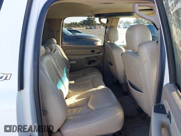 2003 Chevrolet Suburban LS with VIN 3GNFK16Z83G174955, listed as a IAAI auction lot 41389203 with 280,261 mi miles and . Bid and sale history available at DreamBid. Image 8.