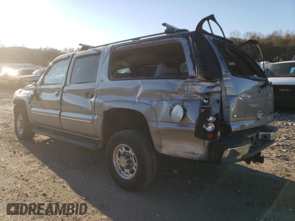 2003 Chevrolet Suburban LT with VIN 3GNGK26U13G239207, listed as a Copart auction lot 83342214 with 147,511 mi miles and Salvage Title. Bid and sale history available at carsss.com. Image 2.