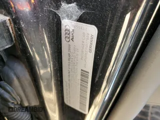 2007 Audi S8 z VIN WAUPN44E27N017549, wystawiony jako Copart lot #82647664 z przebiegiem Nie podano mil oraz Czysty tytuł • Clean title. Historia ofert i sprzedaży dostępna na DreamBid. Obrazek 12.