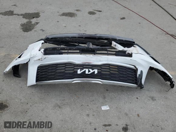 2022 Kia Telluride S with VIN 5XYP64HC8NG291769, listed as a Copart auction lot 47357995 with 41,982 mi miles and Salvage title. Bid and sale history available at DreamBid. Image 13.