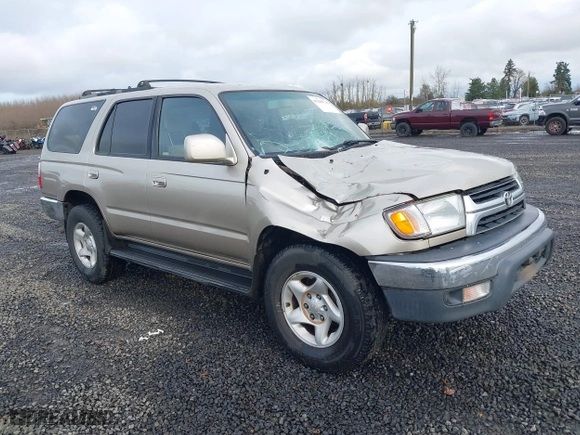 2001 Toyota 4Runner SR5 with VIN JT3HN86R110334553, listed as a IAAI auction lot 41209730 with 192,515 mi miles. Bid and sale history available at carsss.com. Image 1.