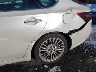 2016 Toyota Avalon Limited with VIN 4T1BK1EB5GU215231, listed as a IAAI auction lot 41363159 with 143,786 mi miles and . Bid and sale history available at carsss.com. Image 19.