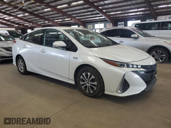 2020 Toyota Prius LE with VIN JTDKARFP6L3131029, listed as a Copart auction lot 59890525 with 155,425 mi miles and Salvage title. Bid and sale history available at DreamBid. Image 4.