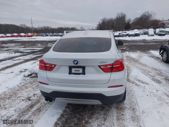 2018 BMW X4 xDrive28i with VIN 5UXXW3C5XJ0T82043, listed as a IAAI auction lot 41246495 with 106,606 mi miles. Bid and sale history available at carsss.com. Image 16.