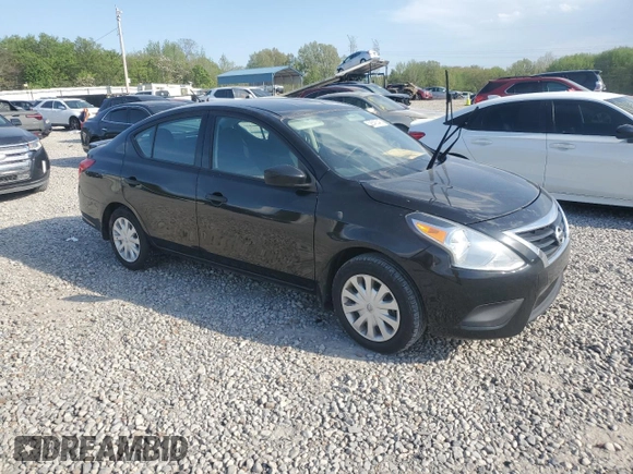 2017 Nissan Versa S Plus z VIN 3N1CN7AP5HL847956, wystawiony jako Copart lot #52648345 z przebiegiem Nie podano mil oraz Szkoda całkowita • Salvage title. Historia ofert i sprzedaży dostępna na DreamBid. Obrazek 4.