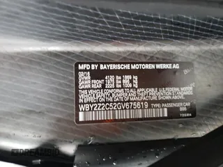 2016 BMW i8 z VIN WBY2Z2C52GV675619, wystawiony jako Copart lot #39725842 z przebiegiem 7047 mil mil oraz . Historia ofert i sprzedaży dostępna na DreamBid. Obrazek 10.