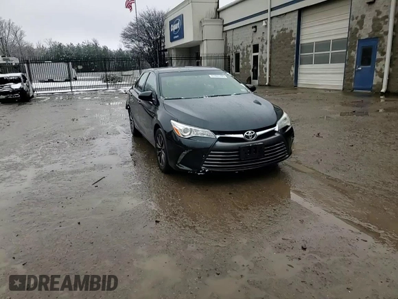 2015 Toyota Camry XLE with VIN 4T1BF1FK6FU492522, listed as a Copart auction lot 41465195 with 145,571 mi miles and Salvage Title. Bid and sale history available at carsss.com. Image 11.