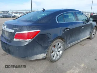 2011 Buick LaCrosse CXL with VIN 1G4GC5ED7BF155428, listed as a IAAI auction lot 41828765 with 211,278 mi miles. Bid and sale history available at carsss.com. Image 4.