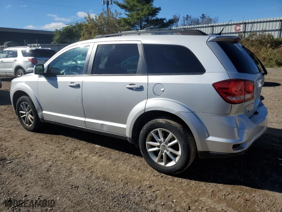 2014 Dodge Journey SXT with VIN 3C4PDCBG2ET149552, listed as a Copart auction lot 76326984 with 221,000 mi miles and Clean Title. Bid and sale history available at carsss.com. Image 2.