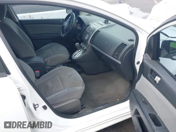 2011 Nissan Sentra SR with VIN 3N1AB6AP6BL703754, listed as a IAAI auction lot 41721630 with 203,676 mi miles and . Bid and sale history available at DreamBid. Image 5.
