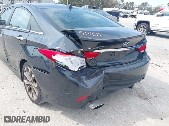 2014 Hyundai Sonata Limited with VIN 5NPEC4AB0EH935405, listed as a IAAI auction lot 41519802 with 159,707 mi miles and . Bid and sale history available at DreamBid. Image 6.