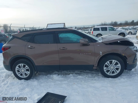 2019 Chevrolet Blazer with VIN 3GNKBHRS8KS704102, listed as a IAAI auction lot 41187364 with 92,820 mi miles. Bid and sale history available at carsss.com. Image 12.
