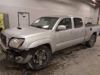 2007 Toyota Tacoma with VIN 5TEMU52N87Z404198, listed as a IAAI auction lot 41421221 with 197,877 mi miles and . Bid and sale history available at DreamBid. Image 17.