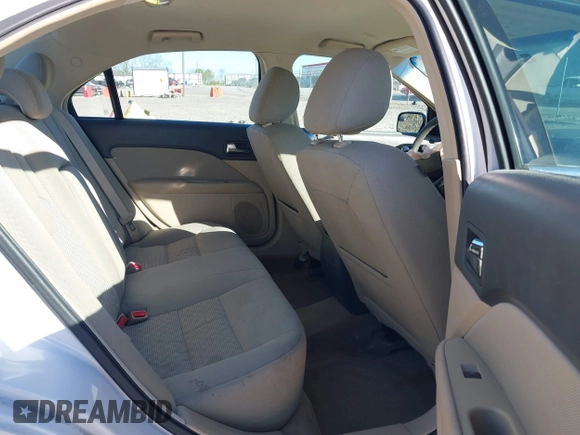 2011 Ford Fusion SE with VIN 3FAHP0HG3BR289870, listed as a IAAI auction lot 41853874 with 149,881 mi miles. Bid and sale history available at carsss.com. Image 8.