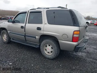 2001 Chevrolet Tahoe LS with VIN 1GNEK13T11R109826, listed as a IAAI auction lot 41473357 with 257,335 mi miles. Bid and sale history available at carsss.com. Image 3.