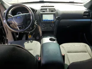 2016 Ford Police Interceptor Utility z VIN 1FM5K8AT0GGB12978, wystawiony jako Copart lot #50815895 z przebiegiem 94 243 mil mil oraz Szkoda całkowita • Salvage title. Historia ofert i sprzedaży dostępna na DreamBid. Obrazek 8.