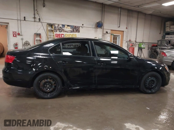 2012 Volkswagen Jetta SE with VIN 3VWDX7AJ5CM340420, listed as a IAAI auction lot 42269354 with 171,924 mi miles and . Bid and sale history available at DreamBid. Image 13.