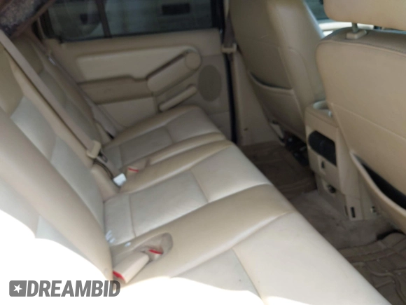 2006 Ford Explorer Eddie Bauer z VIN 1FMEU74E26ZA24051, wystawiony jako IAAI lot #42408717 z przebiegiem Nie podano mil oraz . Historia ofert i sprzedaży dostępna na DreamBid. Obrazek 8.