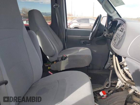 2008 Ford Econoline Passenger XL with VIN 1FBSS31L58DB42639, listed as a IAAI auction lot 41301281 with 122,582 mi miles and . Bid and sale history available at DreamBid. Image 5.