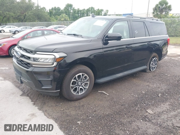 2024 Ford Expedition Max XLT with VIN 1FMJK1J86REA09662, listed as a IAAI auction lot 42434684 with 42,118 mi miles and . Bid and sale history available at DreamBid. Image 18.