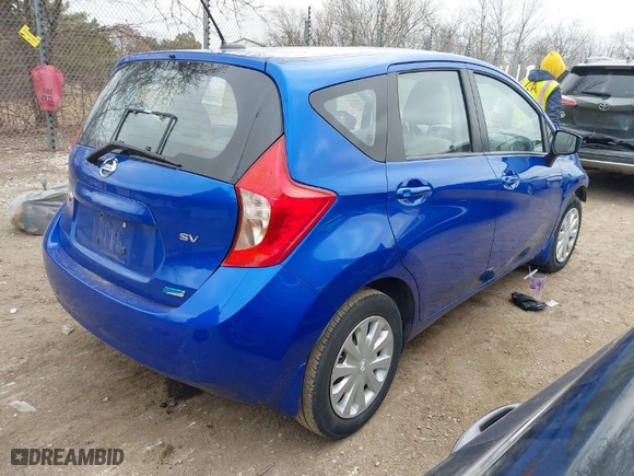 2015 Nissan Versa Note S with VIN 3N1CE2CP1FL358550, listed as a IAAI auction lot 41506557 with 61,845 mi miles. Bid and sale history available at carsss.com. Image 4.