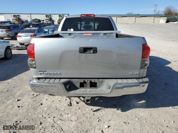 2008 Toyota Tundra 4WD Truck with VIN 5TBBV54148S517071, listed as a Copart auction lot 86990734 with 250,602 mi miles and Clean Title. Bid and sale history available at carsss.com. Image 6.