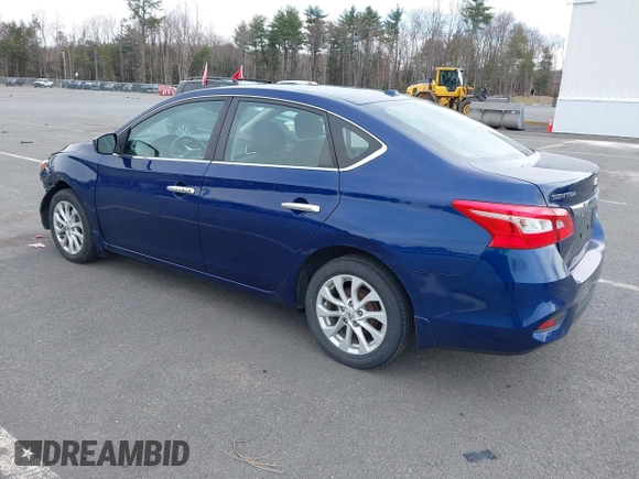 2018 Nissan Sentra SV z VIN 3N1AB7AP9JL638046, wystawiony jako IAAI lot #41998626 z przebiegiem 68 820 mil mil oraz . Historia ofert i sprzedaży dostępna na DreamBid. Obrazek 3.