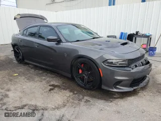 2017 Dodge Charger SRT Hellcat with VIN 2C3CDXL96HH649057, listed as a Copart auction lot 88979705 with 68,164 mi miles and Clean Title. Bid and sale history available at carsss.com. Image 4.