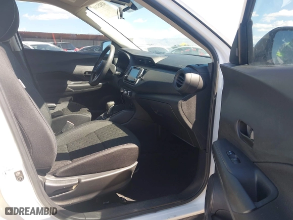 2022 Nissan Kicks S with VIN 3N1CP5BV7NL511927, listed as a IAAI auction lot 42025240 with 47,444 mi miles. Bid and sale history available at carsss.com. Image 5.