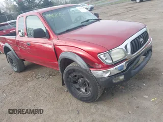 2004 Toyota Tacoma z VIN 5TEWN72N04Z445695, wystawiony jako IAAI lot #41993156 z przebiegiem 150 087 mil mil oraz . Historia ofert i sprzedaży dostępna na DreamBid. Obrazek 1.